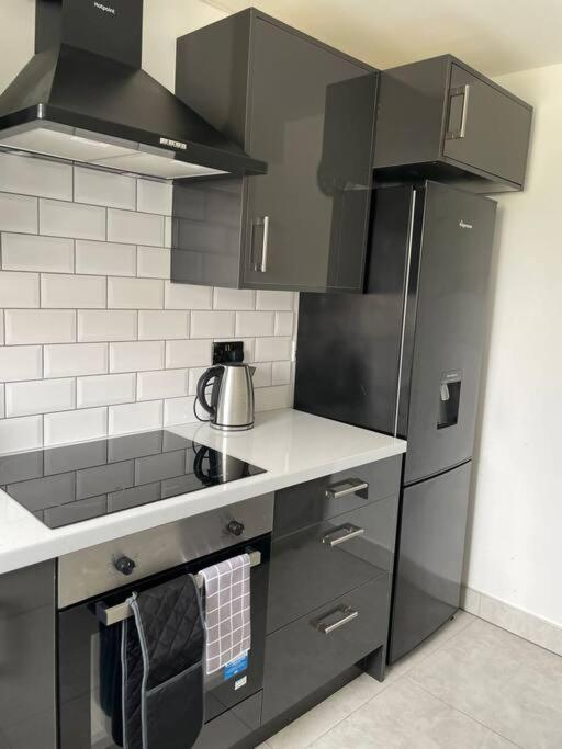 Grays Serviced Apartment Stifford Kültér fotó